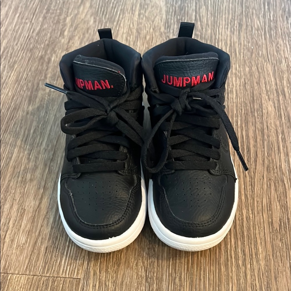 Boys 11 (toddler) Nike Jordan Jumpman Black White Red High-Top Sneakers